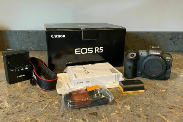 Ogłoszenie - Canon EOS R3, Canon EOS R5, Canon EOS R6, Canon EOS R7, Canon EOS R10,   Canon EOS 1D X Mark III , Canon EOS 5D Mark IV - Hiszpania