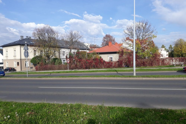 Ogłoszenie - Sprzedam dom z ogrodem 9 arów w Centrum Tarnowa - Tarnów - 860 000,00 zł