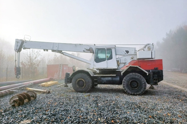 Ogłoszenie - Używany Żuraw samojezdny Grove RT 640S - 33 ton - Grodzisk Mazowiecki