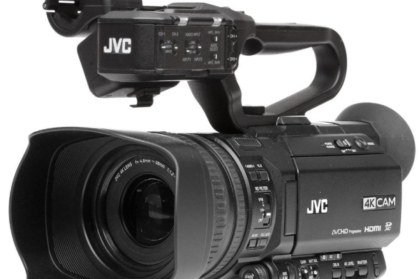 Ogłoszenie - JVC GY-HM180 12.4MP 4K UHD Camcorder, wLED Light, Mic, 64GB Memory Card & Acc - Warszawa - 3 900,00 zł