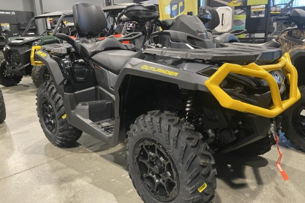 Ogłoszenie - 2023 CAN-AM OUTLANDER MAX XT-P 1000R - Lubsko - 36 530,00 zł