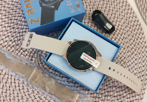 Ogłoszenie - Zegarek smart watch 2 bransoletki - Siedlce - 120,00 zł