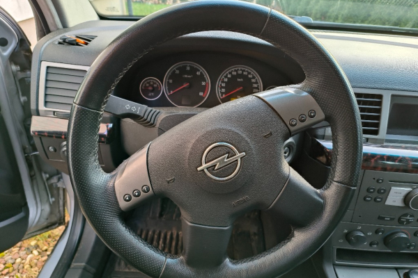 Ogłoszenie - Opel Vectra 2.0 - Wołomin - 7 500,00 zł