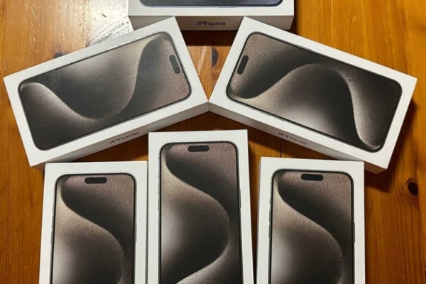 Ogłoszenie - Apple iPhone 15 Pro cena 700EUR, iPhone 15 Pro Max cena 800EUR, iPhone 15 cena 530EUR, iPhone 15 Plus cena 560EURO - Hiszpania - 530,00 zł