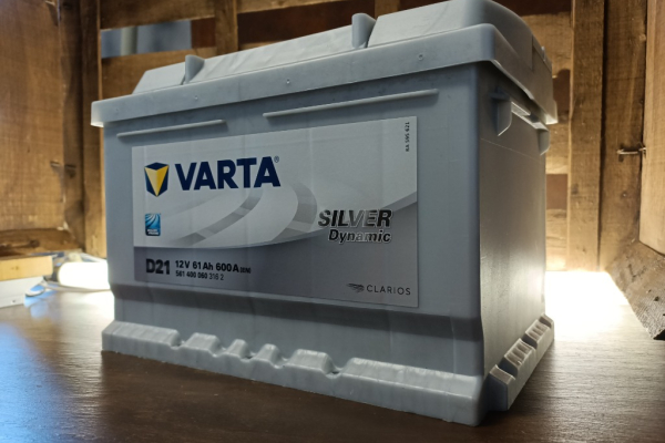 Ogłoszenie - Akumulator VARTA Silver Dynamic D21 61Ah 600A EN - Bemowo - 350,00 zł