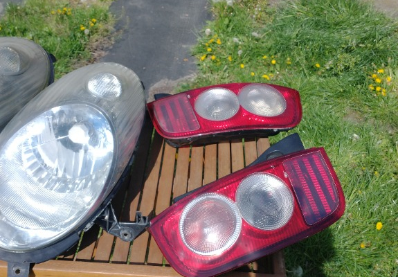 Ogłoszenie - nissan micra lampy przód i tył - Bytom - 150,00 zł