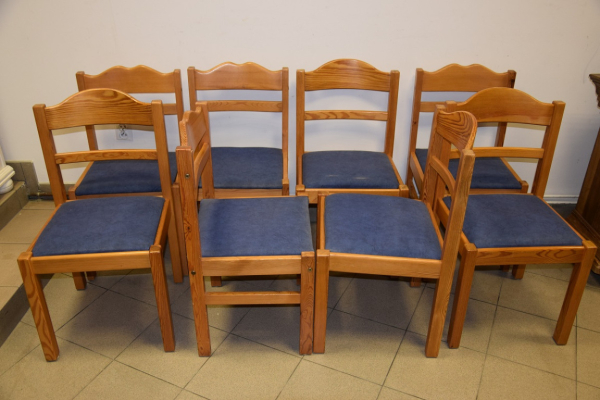 Ogłoszenie - krzesła sosnowe 6 sztuk - super stan - Olsztyn - 100,00 zł