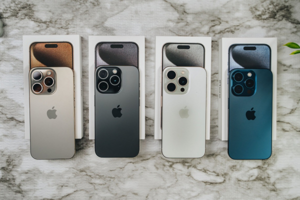 Ogłoszenie - Oryginał , Nowe  Sim-Free Apple iPhone 15 Pro Max, iPhone 15 Pro, iPhone 15, iPhone 15 Plus , iPhone 14 Pro Max, 14 Pro - Hiszpania - 1 600,00 zł