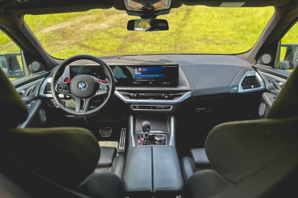 Ogłoszenie - BMW XM - doskonały stan, niski przebieg - 820 000,00 zł