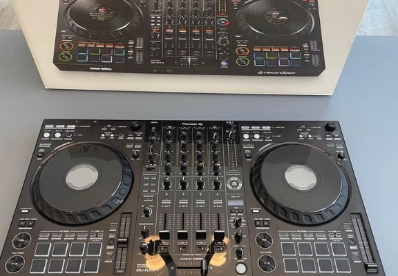 Ogłoszenie - Pioneer DJ OPUS-QUAD,  Pioneer DJ XDJ-RX3, Pioneer XDJ-XZ , Pioneer DDJ-FLX10, Pioneer  DDJ-REV7, Pioneer DDJ-1000SRT - Hiszpania - 2 800,00 zł