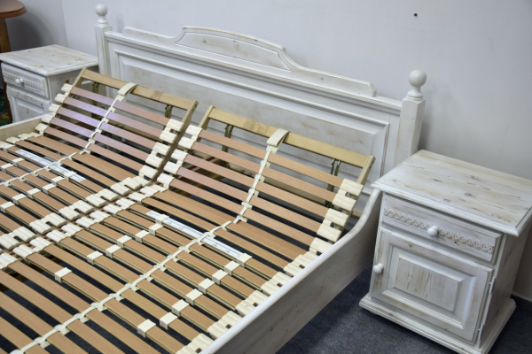 Ogłoszenie - łóżko z nowymi materacami i szafkami nocnymi - komplet jak nowy - Olsztyn - 2 590,00 zł