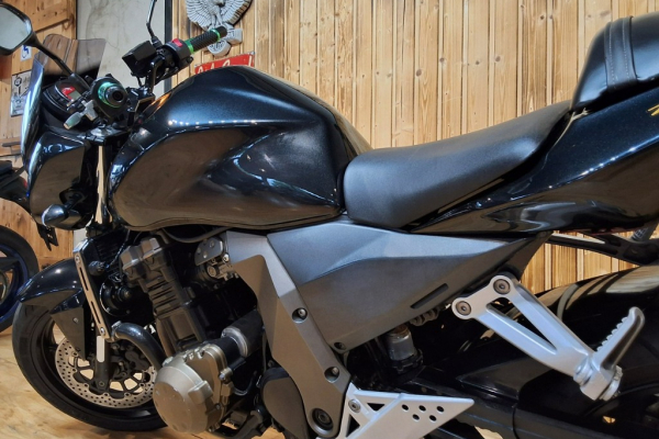 Ogłoszenie - Kawasaki Z750 2004r - Konin - 12 400,00 zł