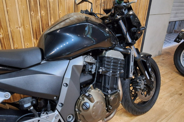 Ogłoszenie - Kawasaki Z750 2004r - Konin - 12 400,00 zł