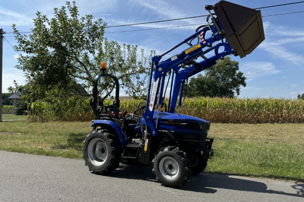 Ogłoszenie - ŁADOWACZ do traktora ogrodniczego do mini traktorka Farmtrac z samopoziomowaniem - 10 500,00 zł