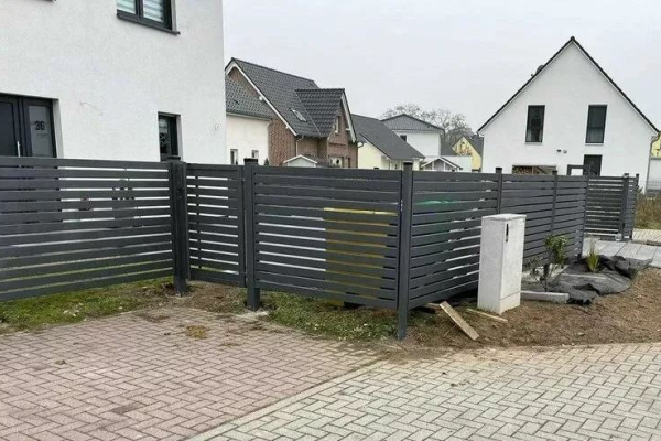 Ogłoszenie - Ogrodzenie frontowe / palisada / ogrodzenie nowoczesne od producenta dostawa polska. Zdjęcie 1