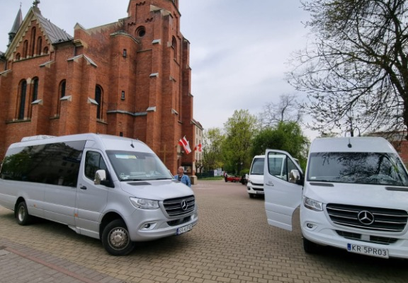 Ogłoszenie - Taxi Wieliczka - Wieliczka - 100,00 zł