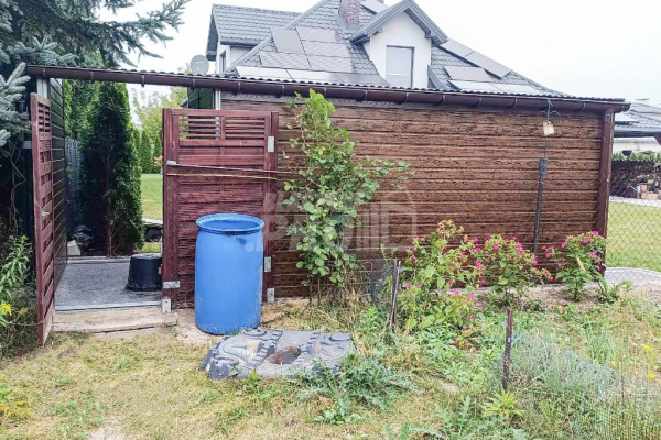 Ogłoszenie - Schowek - domek ogrodowy 4,5x2,5m + wiata 1,8m - drzwi - 2x okno drewnopodobny - antracyt - rynny  GP450 - Szczecinek - 8 350,00 zł