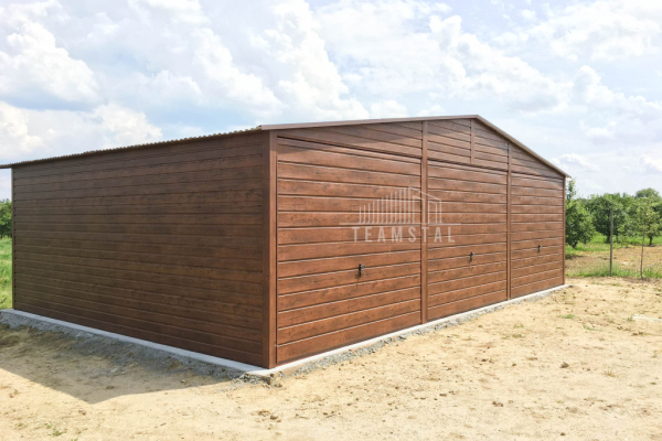Ogłoszenie - Garaz blaszany 9x6m - 3x brama uchylna - drzwi - jasny orzech - drewnopodobny - dach dwuspadowy TS879 - Oświęcim - 20 900,00 zł