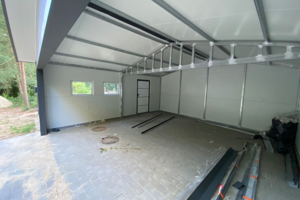 Ogłoszenie - Garaże blaszane z płyty warstwowej na wymiar dostępne w Gard House! - Opole - 10 000,00 zł