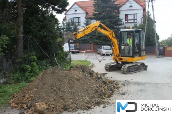 Ogłoszenie - Roboty Ziemne , Drogi dojazdowe , utwardzanie terenu , Andrychów , Wadowice , Kęty , Zator , Oświęcim - Andrychów - 99,00 zł
