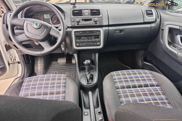 Ogłoszenie - ROOMSTER  1,2 tsi DSG klimatronik alu pdc grzeane fotele zarejestrowany. Zdjęcie 10