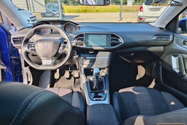 Ogłoszenie - 308  1,5 hdi 130KM klima navi kamera alu pdc panorama FV 23% opłacony. Zdjęcie 9