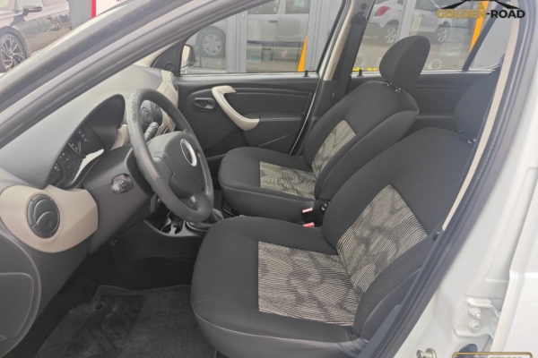 Ogłoszenie - SANDERO 1,2 16v klima elektryka wspomaganie opłacona. Zdjęcie 9