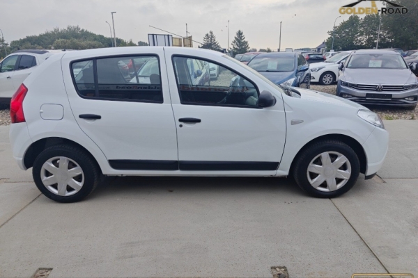 Ogłoszenie - SANDERO 1,2 16v klima elektryka wspomaganie opłacona. Zdjęcie 4