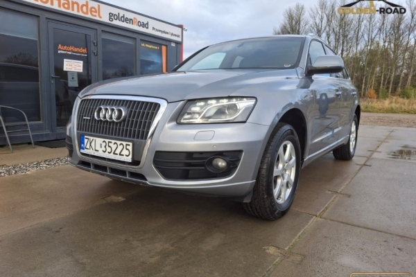 Ogłoszenie - Q5  2,0 TFSI 210 KM S LINE skóra xenon alu navi zarejestrowany. Zdjęcie 1