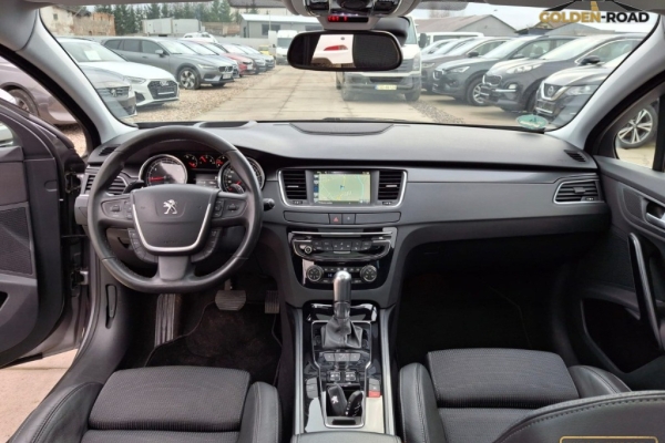 Ogłoszenie - 508  1,6 BENZ 164KM led navi panorama JBL automat grz.fot alu opłacony. Zdjęcie 9