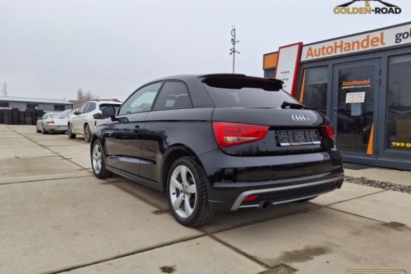 Ogłoszenie - A1  1,2 tsi 86KM S-line skóra xenon alu grz.fot opłacony. Zdjęcie 6