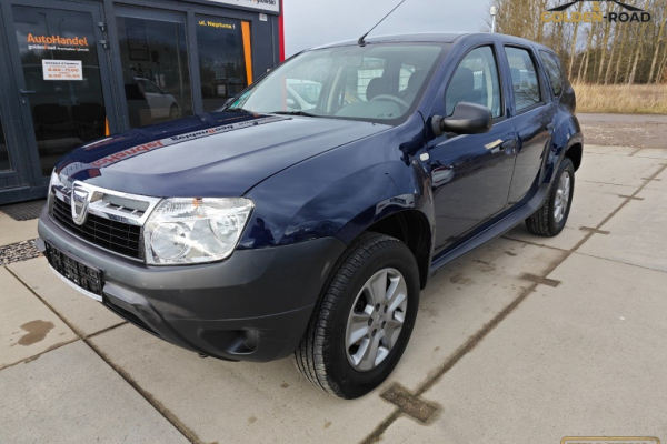 Ogłoszenie - DUSTER   1,6 16v  centralny wspomaganie alu hak 90 000 km OPŁACONY - Kołobrzeg - 17 900,00 zł