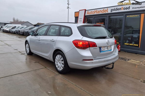 Ogłoszenie - ASTRA  1,7 CDTI 110KM klima navi hak pdc zarejestrowany - Kołobrzeg - 21 900,00 zł