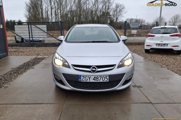 Ogłoszenie - ASTRA  1,7 CDTI 110KM klima navi hak pdc zarejestrowany - Kołobrzeg - 21 900,00 zł