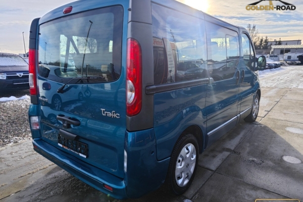 Ogłoszenie - TRAFIC 2,0 dci 115KM 6 osobowy łóżko stolik klima wspomaganie opłacony. Zdjęcie 6