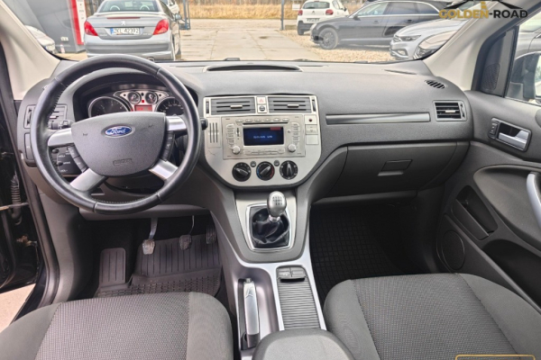 Ogłoszenie - KUGA  2,0 tdci 140KM klima elektryka alu hak zarejestrowany - Kołobrzeg - 24 900,00 zł