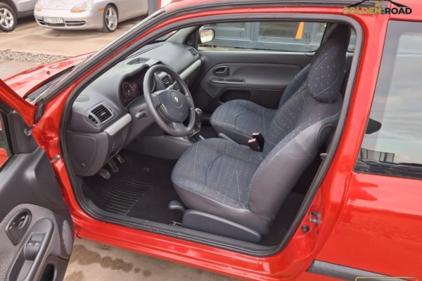 Ogłoszenie - CLIO CAMPUS 1,5 dci 64KM klima elektryka wspomaganie alu opłacony. Zdjęcie 9