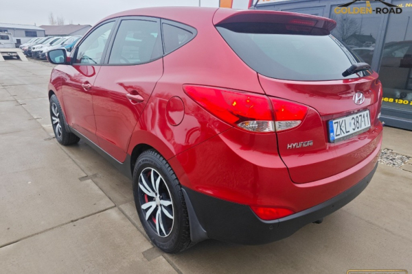 Ogłoszenie - ix35 2,0 16v klima grz.fot i kanapa alu elektryka wspoma zarejestrowany - Kołobrzeg - 33 900,00 zł