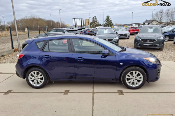 Ogłoszenie - MAZDA 3   1,6 16v klima elektryka wspomaganie alu zarejestrowany - Kołobrzeg - 19 900,00 zł