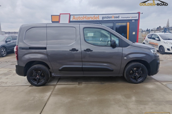 Ogłoszenie - BERLINGO 1,5 hdi 130KM automat navi kamera 3 os alu klimatronik FV23% zarejestr - Kołobrzeg - 44 900,00 zł