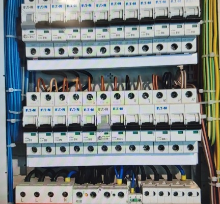 Ogłoszenie - Elektryk instalacje elektryczne - Łódź