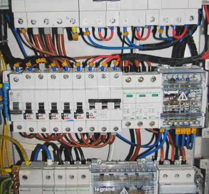 Ogłoszenie - Elektryk instalacje elektryczne - Łódź