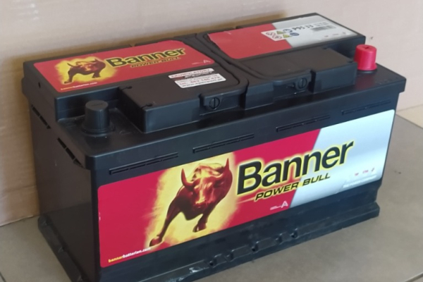 Ogłoszenie - Akumulator Banner 95Ah 780A EN Power Bull Prawy Plus - Tczew - 490,00 zł