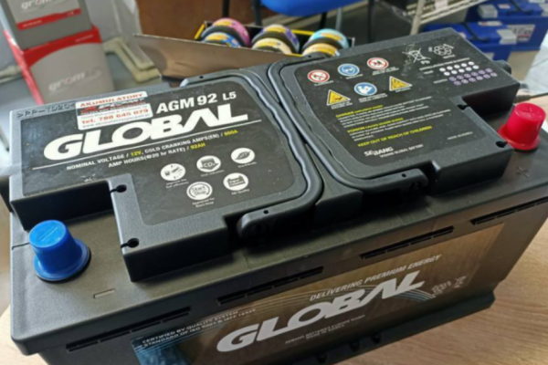 Ogłoszenie - Akumulator 180Ah 1050A Grom premium Specpart Słupsk - Słupsk - 990,00 zł
