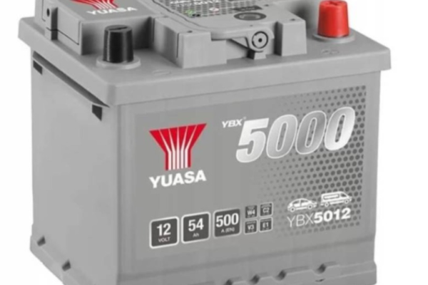 Ogłoszenie - Akumulator 54Ah 500A Yuasa Silver 12V Prawy Plus - Słupsk - 299,00 zł