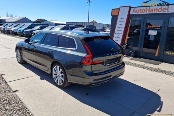 Ogłoszenie - V90  2,0 benz 197KM klima skóra navi kamera grz.fot+kiera+kanapa opłacony. Zdjęcie 6