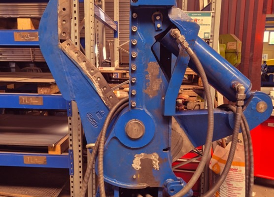 Ogłoszenie - Gilotyna nożyce do cięcia złomu do koparki - hydrauliczne nożyce do koparki - Oświęcim