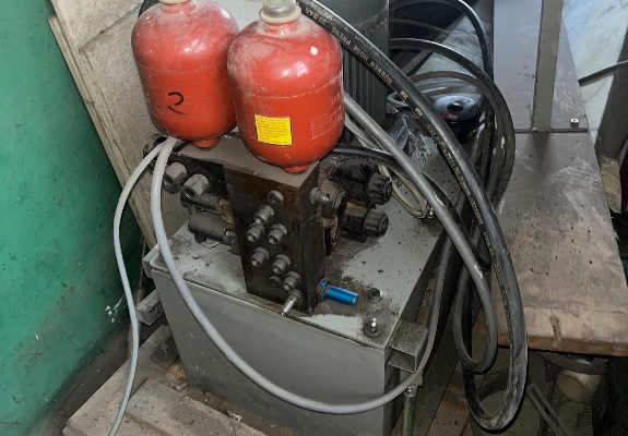 Ogłoszenie - Agregat hydrauliczy z piły STRIEBIG Supermatic - Wadowice - 1 700,00 zł