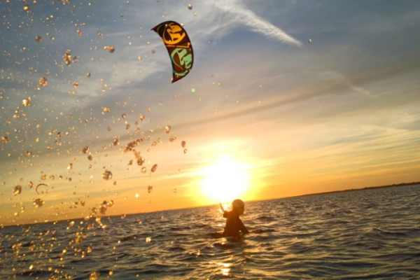 Ogłoszenie - KURS KITESURFINGU HEL Jastarnia, Jurata, Chaułpy. Kuźnica - Gdańsk - 250,00 zł