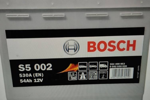 Ogłoszenie - Akumulator 54Ah 530A Bosch Silver S5002 P+ - darmowy dowóz i wymiana - Szczecin - 330,00 zł